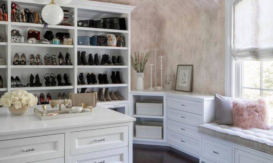 25 Walk In Closet Design Ideas