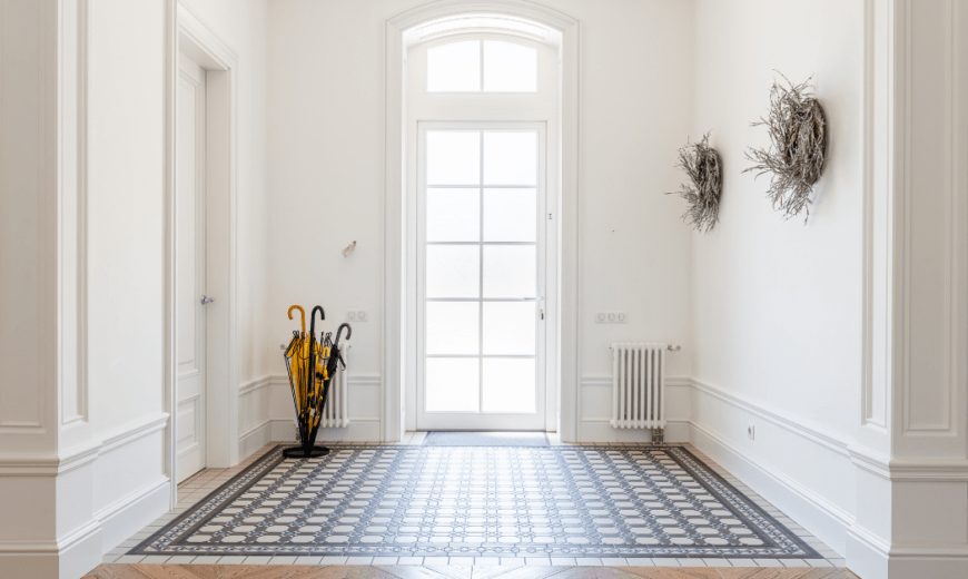 How to Turn a Dark Entryway Into a Welcoming Haven